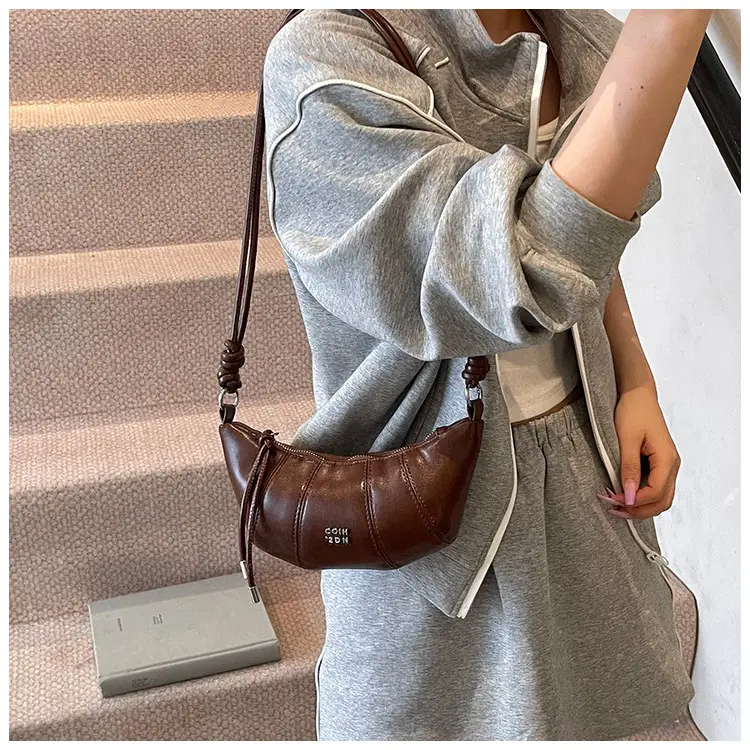 Korean Style Women's Tan Shoulder Bag 2026 New — feature 20