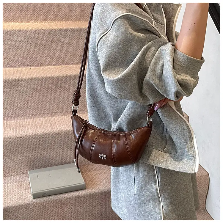Korean Style Women's Tan Shoulder Bag 2026 New — feature 21