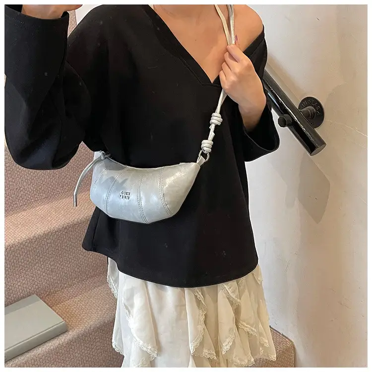 Korean Style Women's Tan Shoulder Bag 2026 New — feature 33