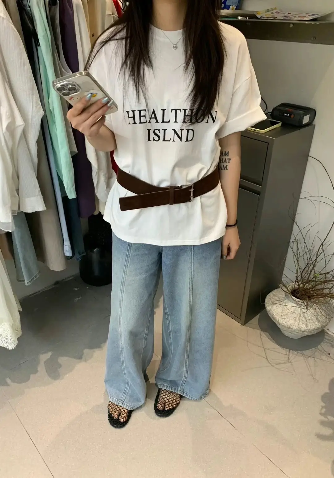 2025 Women Korean Letter Printed T-Shirt Set with Belt — feature 2