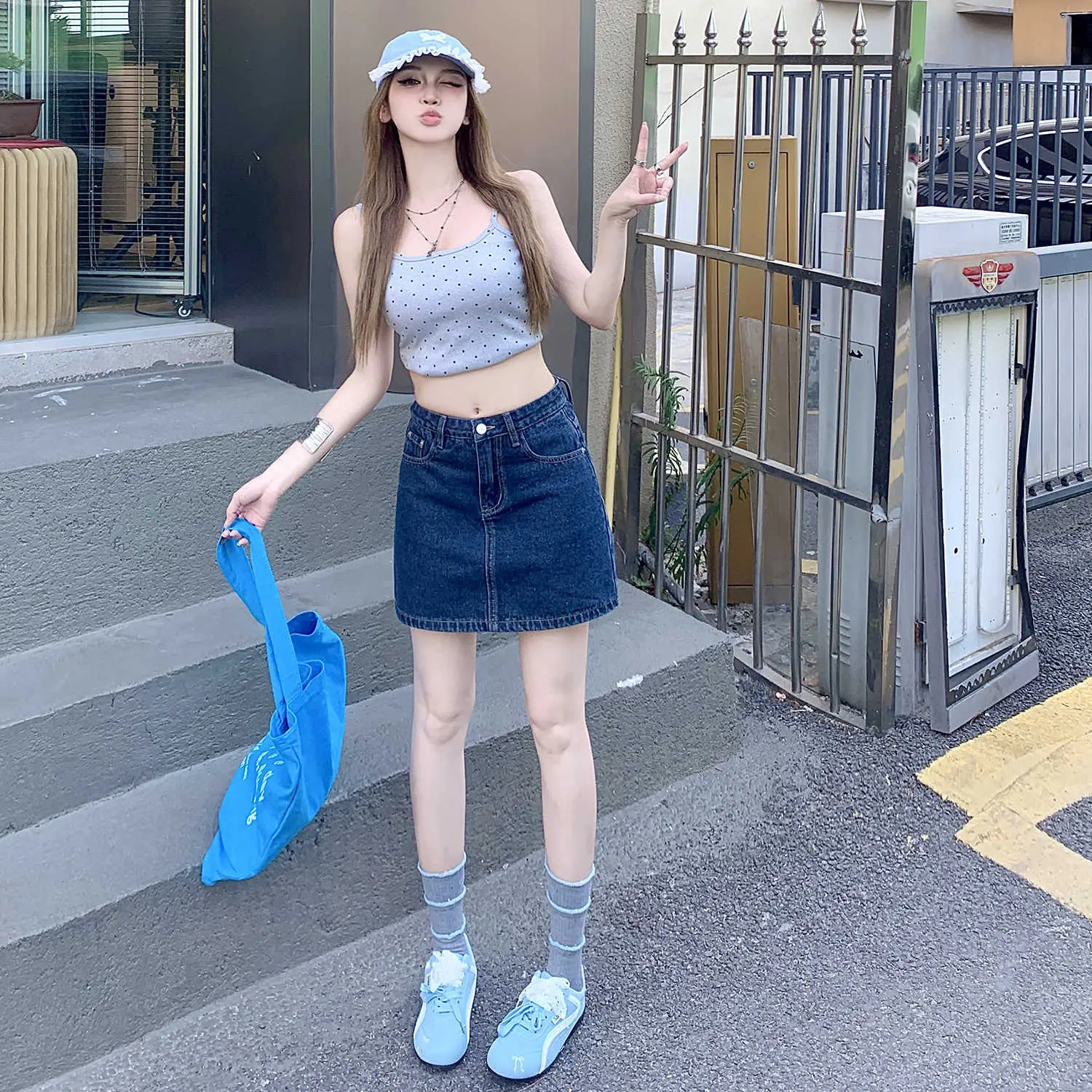 Petite Dark Blue Low Waist Denim Shorts Set