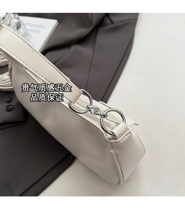 Black Pleated Underarm Bag for Women 2025 — feature 4