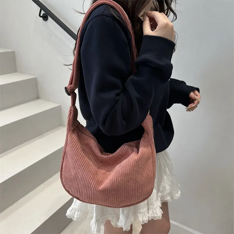 Women's Light Green Knitted Crossbody Bag with Artistic Chain — feature 31