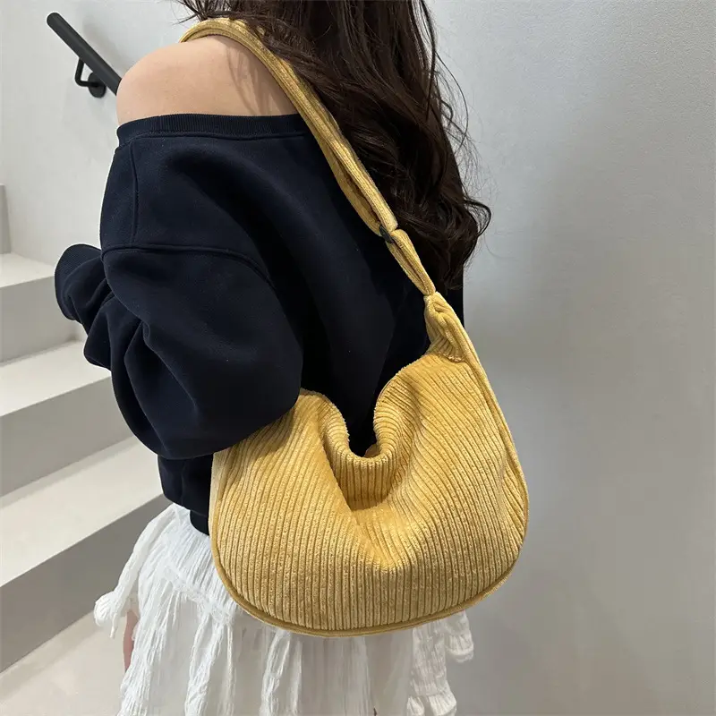 Women's Light Green Knitted Crossbody Bag with Artistic Chain — feature 35