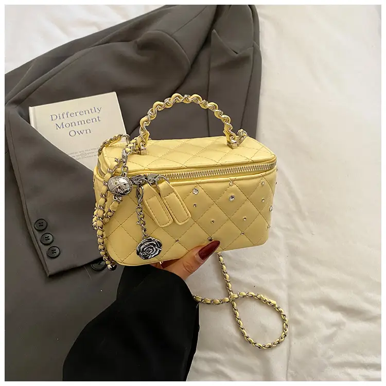 Trendy Gold Rhombic Crossbody Bag for Women — feature 31