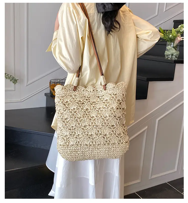 Handmade Woven Straw Bag for Women Holiday Beach Use — feature 1
