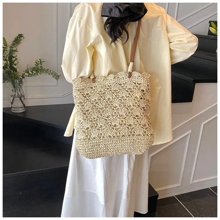 Handmade Woven Straw Bag for Women Holiday Beach Use — feature 11