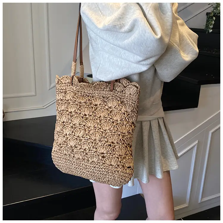 Handmade Woven Straw Bag for Women Holiday Beach Use — feature 19