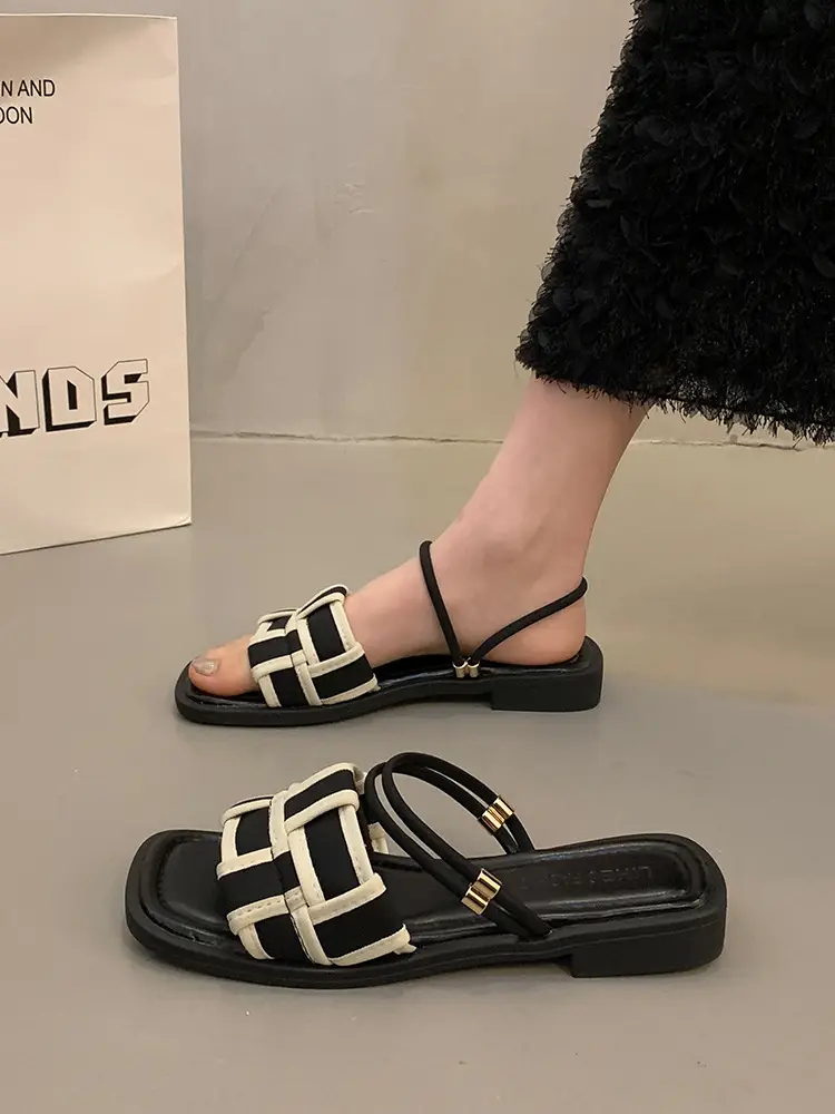 Flat Two-Wear Sandals for Women, French Fairy Style, Summer Fashion with Skirts, Elegant Outer Wear, Versatile Roman Sandals - Image 3