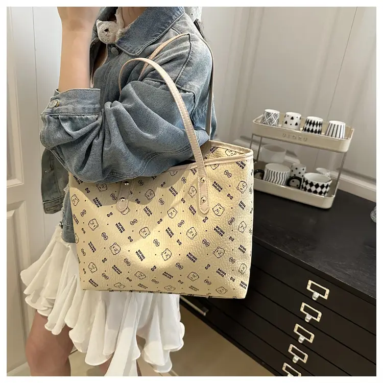 Large Capacity Printed Armpit Bag for Women — feature 12