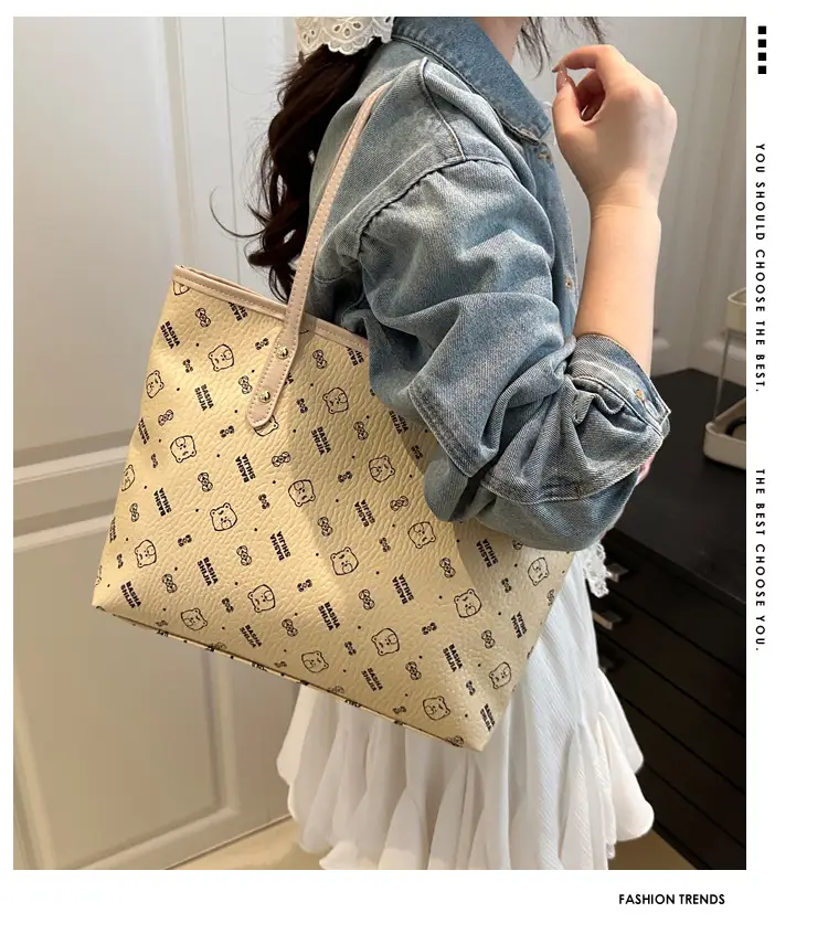 Large Capacity Printed Armpit Bag for Women — feature 2