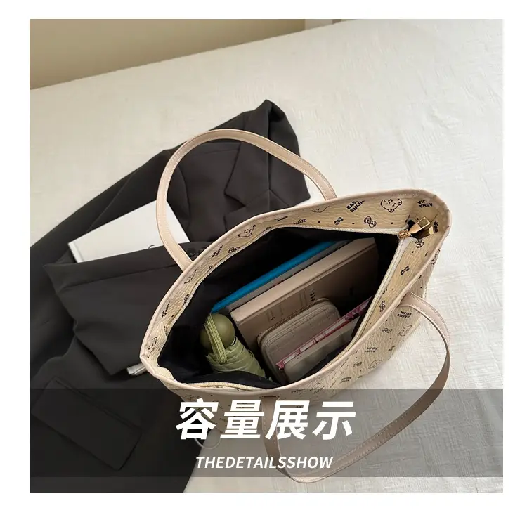 Large Capacity Printed Armpit Bag for Women — feature 8