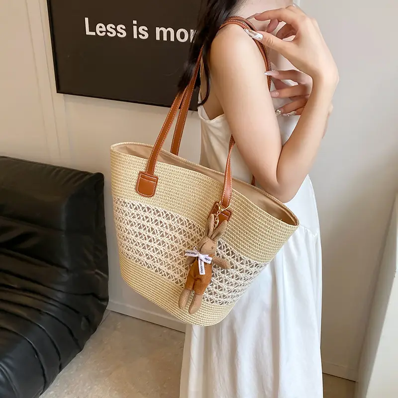 Women Beach Straw Shoulder Bag 2026 New Style