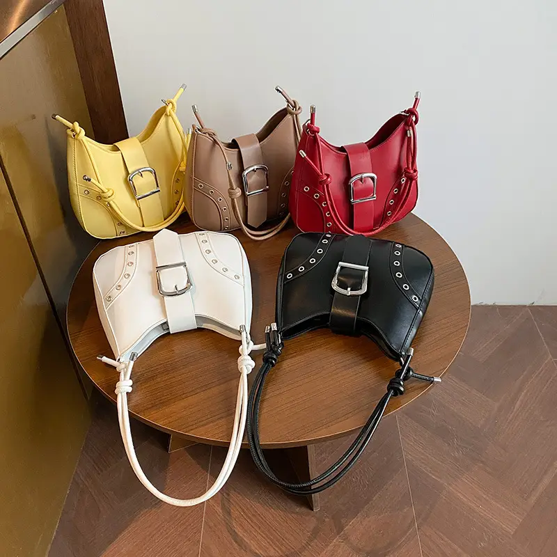 Black Korean Style Shoulder Bag with Crossbody Strap - Image 7