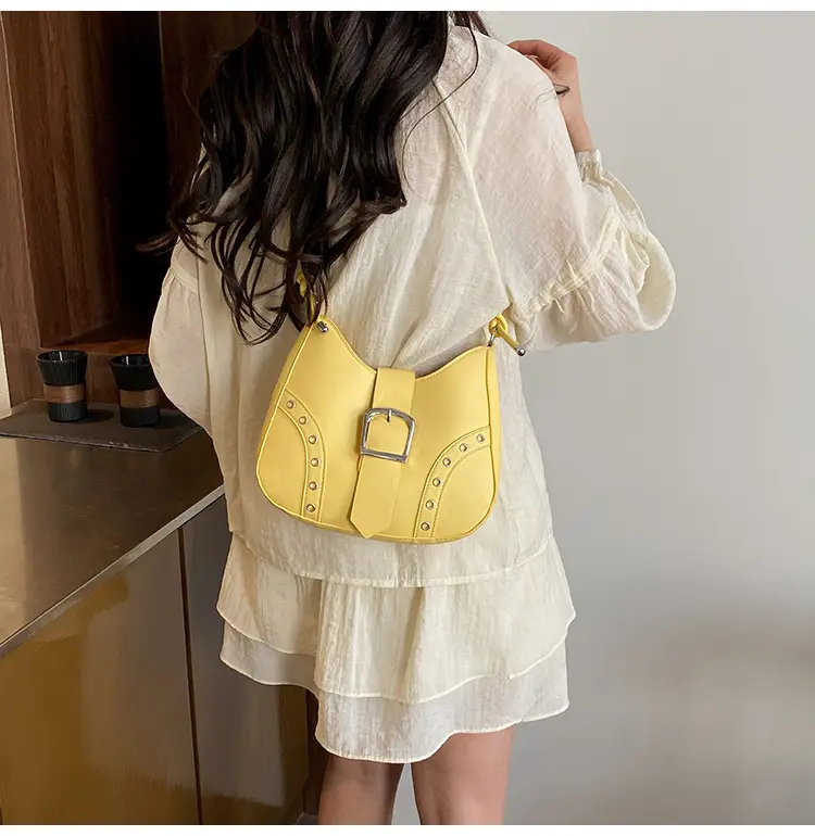 Black Korean Style Shoulder Bag with Crossbody Strap — feature 14