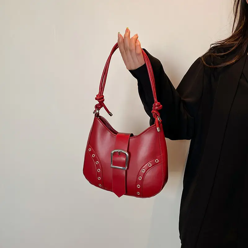 Black Korean Style Shoulder Bag with Crossbody Strap - Image 5