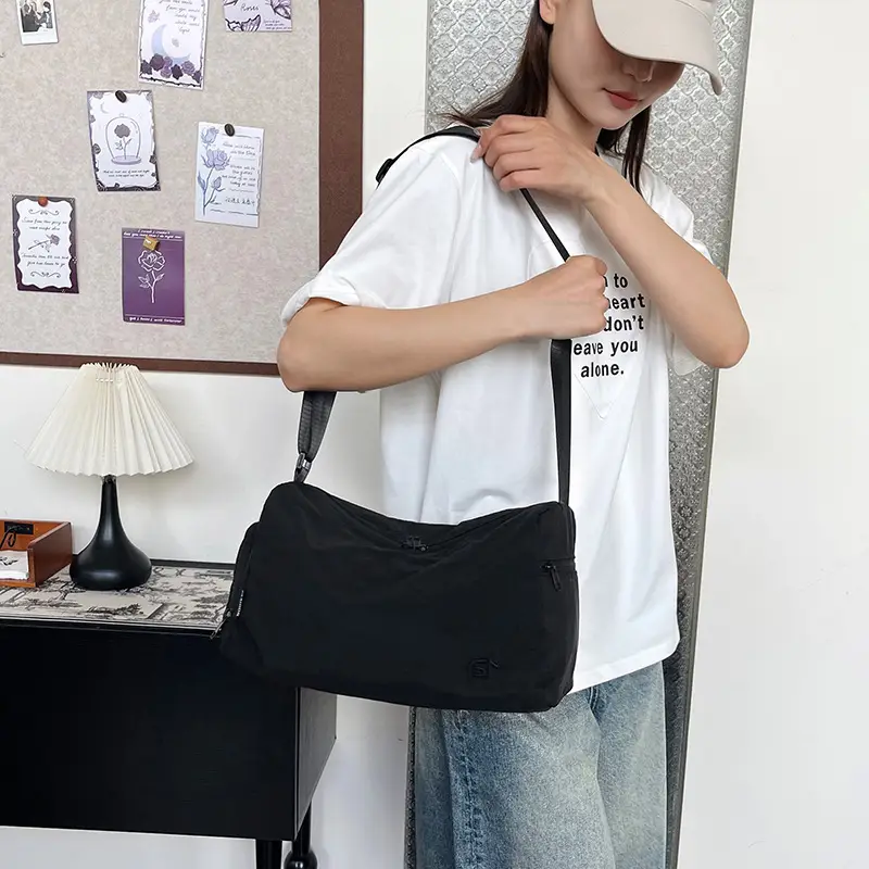 New Arrival Casual Shoulder Bag for Women Large Capacity Nylon Cloth - Image 4
