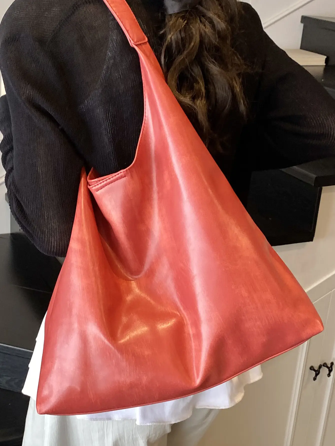 2025 New Maillard Tote Bag Large Capacity Stylish Shoulder Bag - Image 9