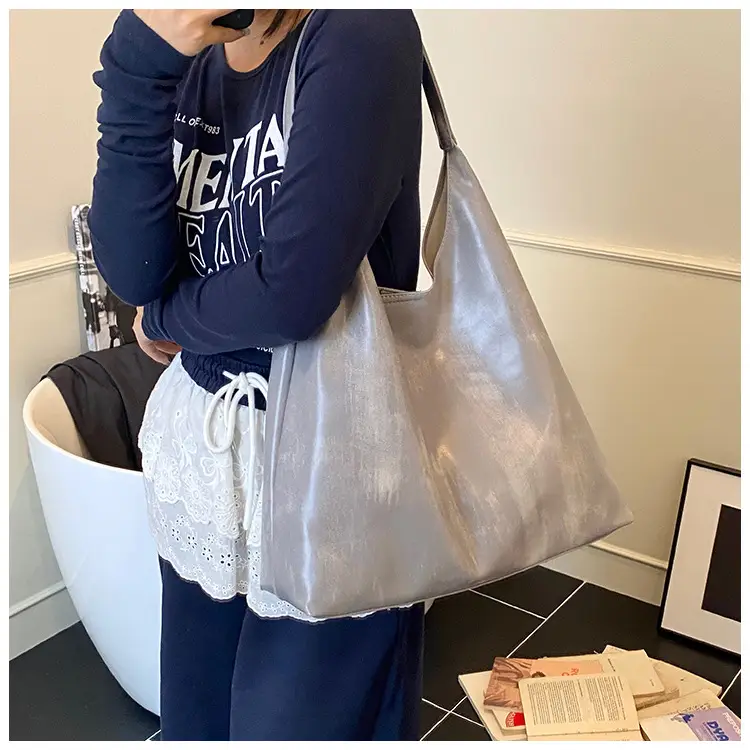 2025 New Maillard Tote Bag Large Capacity Stylish Shoulder Bag — feature 26