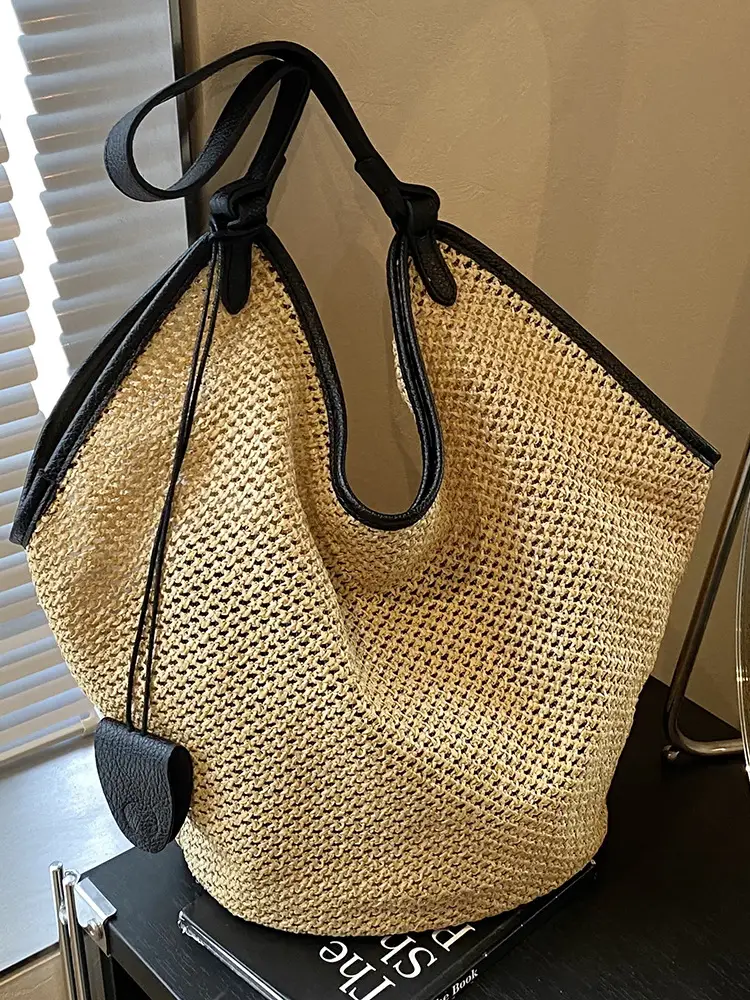 Women Woven Straw Shoulder Bag Summer 2025 - Image 4