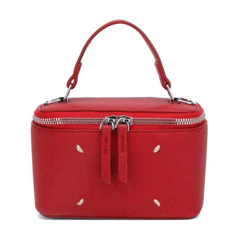 Women's Black Square Handbag with Zip & Chain - Image 2