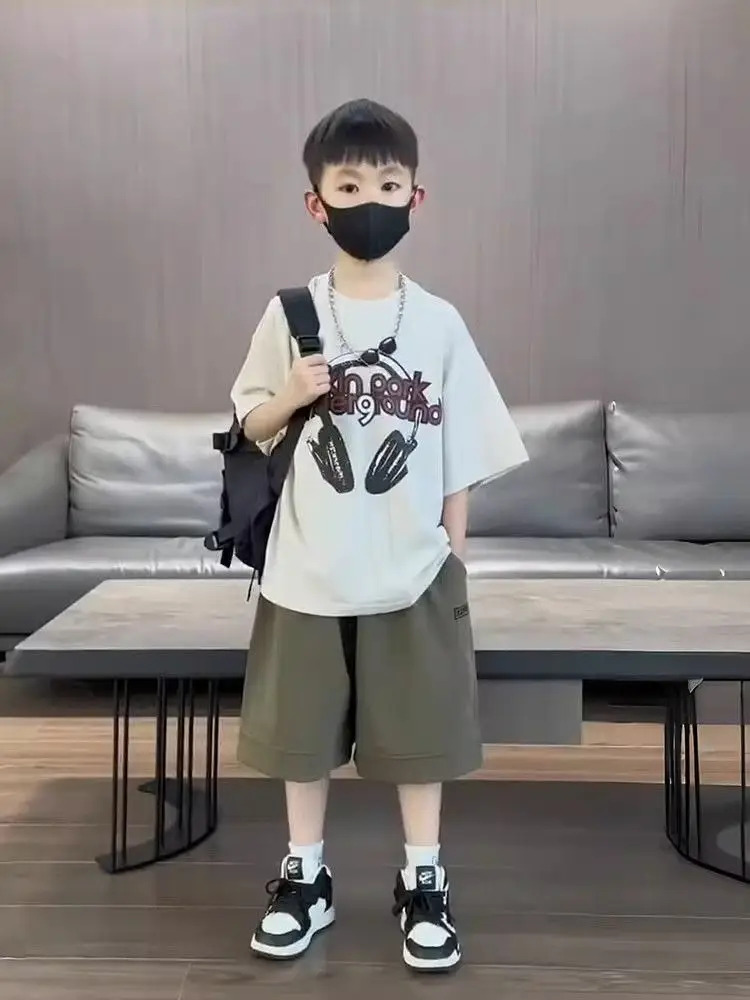 Boys Korean Fashion T-Shirt Pants Set 2024 — feature 1