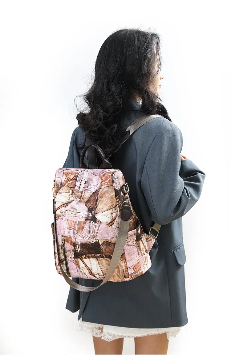 2025 New Niche Design Shoulder Bag with Retro Print — feature 20