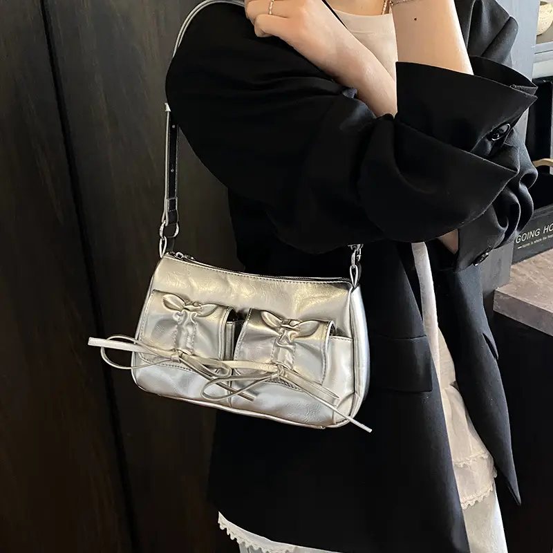 Feminine Silver Crossbody Bag Large Capacity Summer Fashion - Image 9