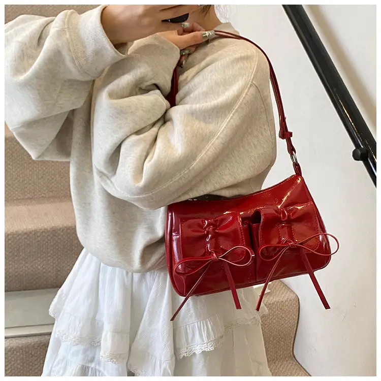 Feminine Silver Crossbody Bag Large Capacity Summer Fashion — feature 13