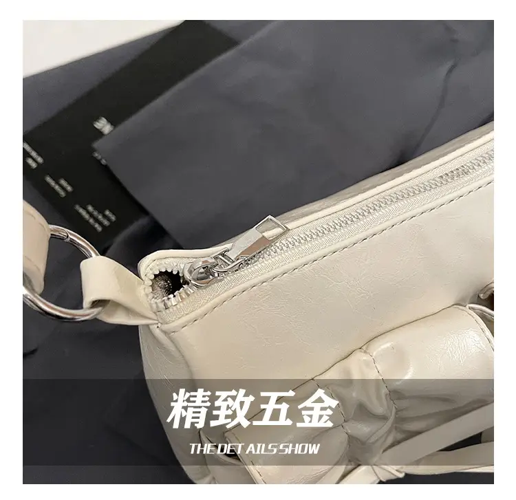 Feminine Silver Crossbody Bag Large Capacity Summer Fashion — feature 6