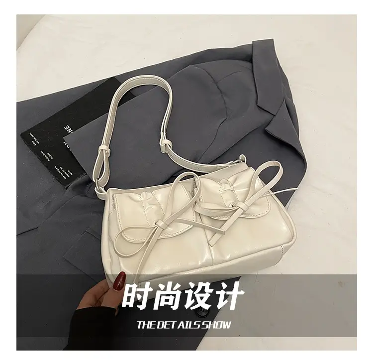 Feminine Silver Crossbody Bag Large Capacity Summer Fashion — feature 7