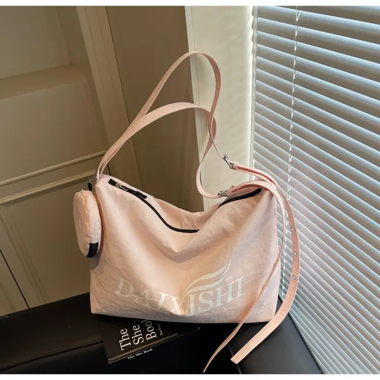 Large Capacity Canvas Tote Bag with Orange Logo — feature 10