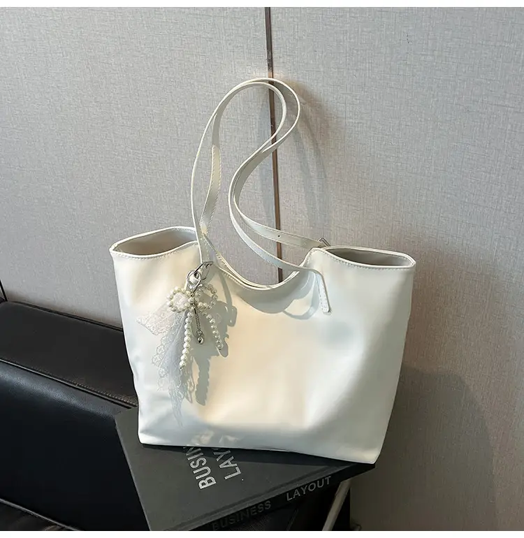 Large Capacity Beige Women's Shoulder Bag with Tassel