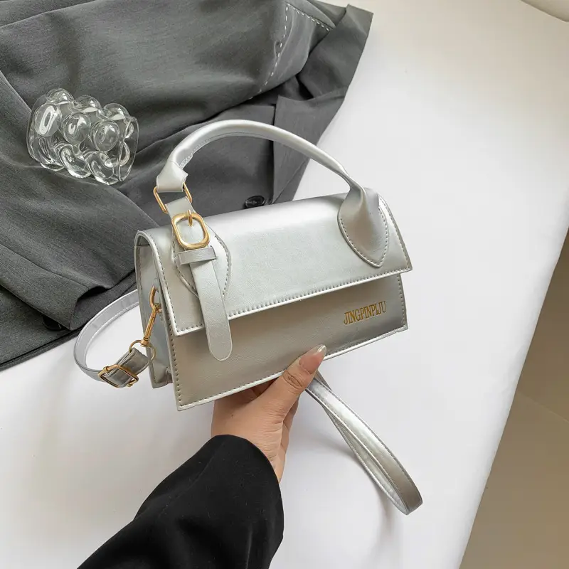 Trendy Silver Square Shoulder Bag for Women