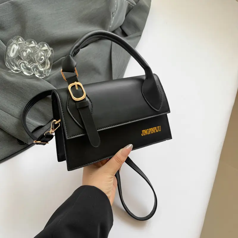 Trendy Silver Square Shoulder Bag for Women