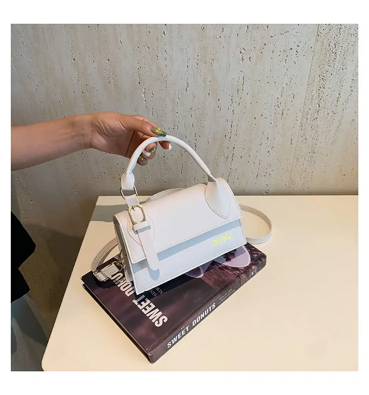 Trendy Silver Square Shoulder Bag for Women — feature 15