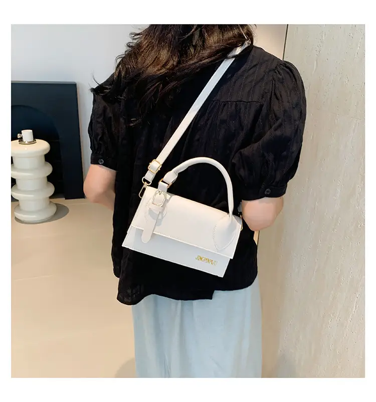 Trendy Silver Square Shoulder Bag for Women — feature 20