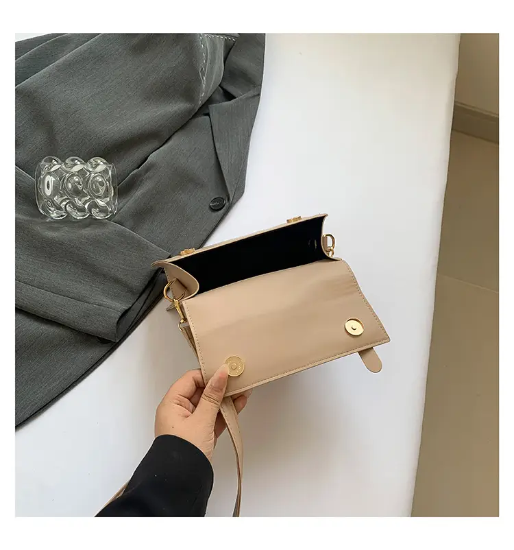 Trendy Silver Square Shoulder Bag for Women — feature 32