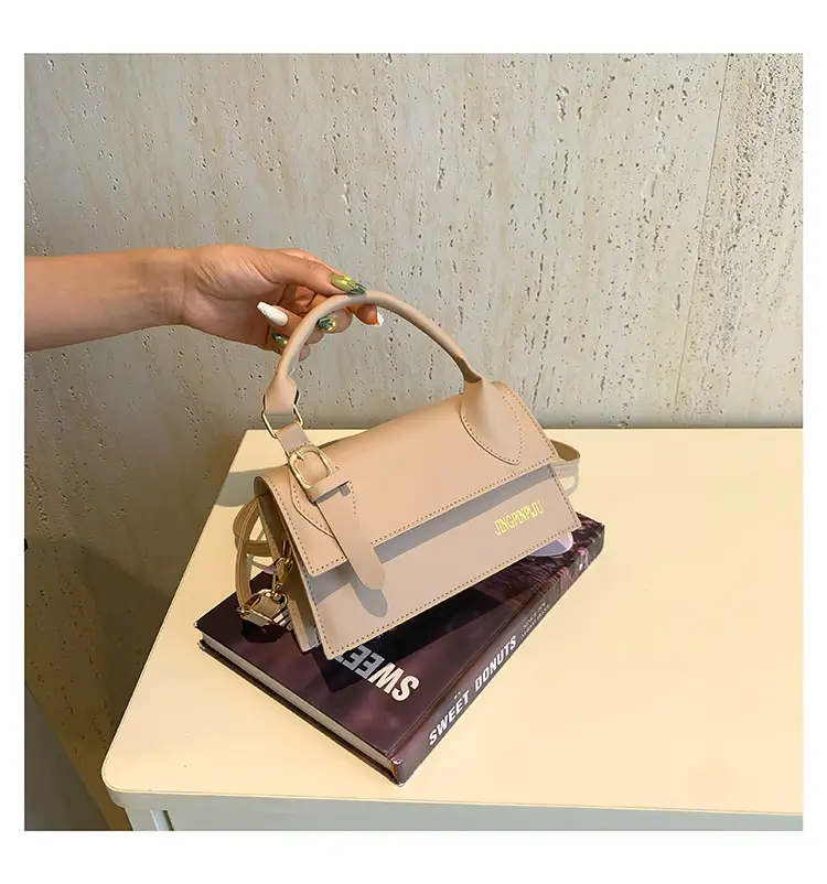 Trendy Silver Square Shoulder Bag for Women — feature 44