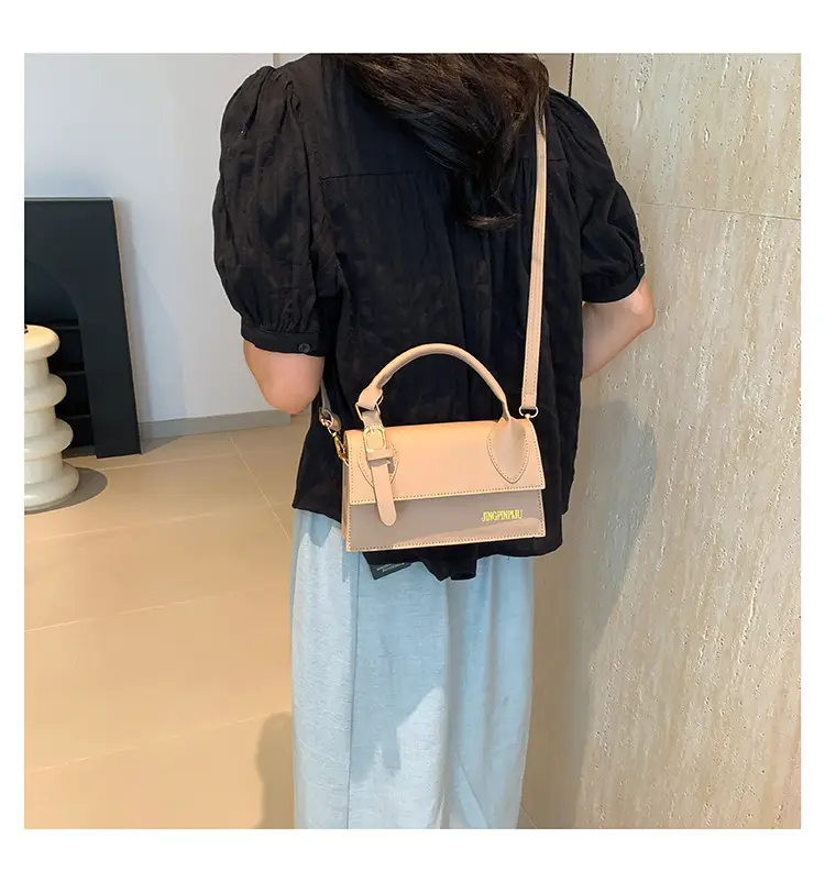 Trendy Silver Square Shoulder Bag for Women — feature 47