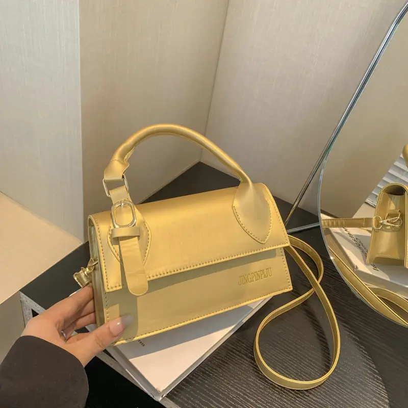 Trendy Silver Square Shoulder Bag for Women