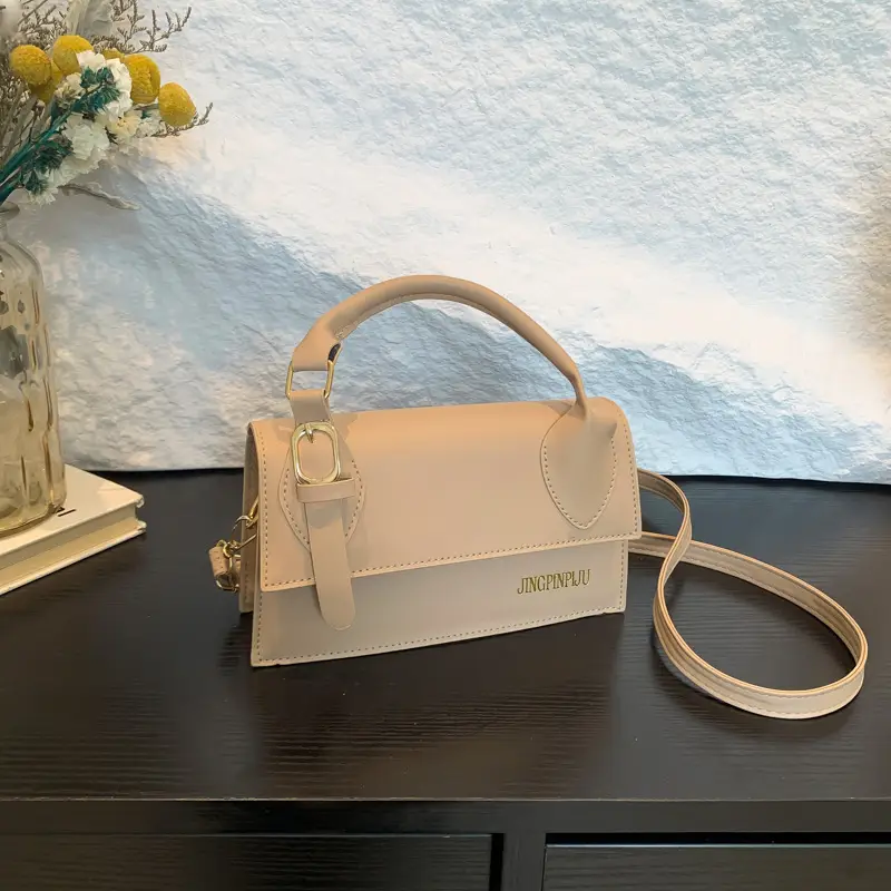 Trendy Silver Square Shoulder Bag for Women