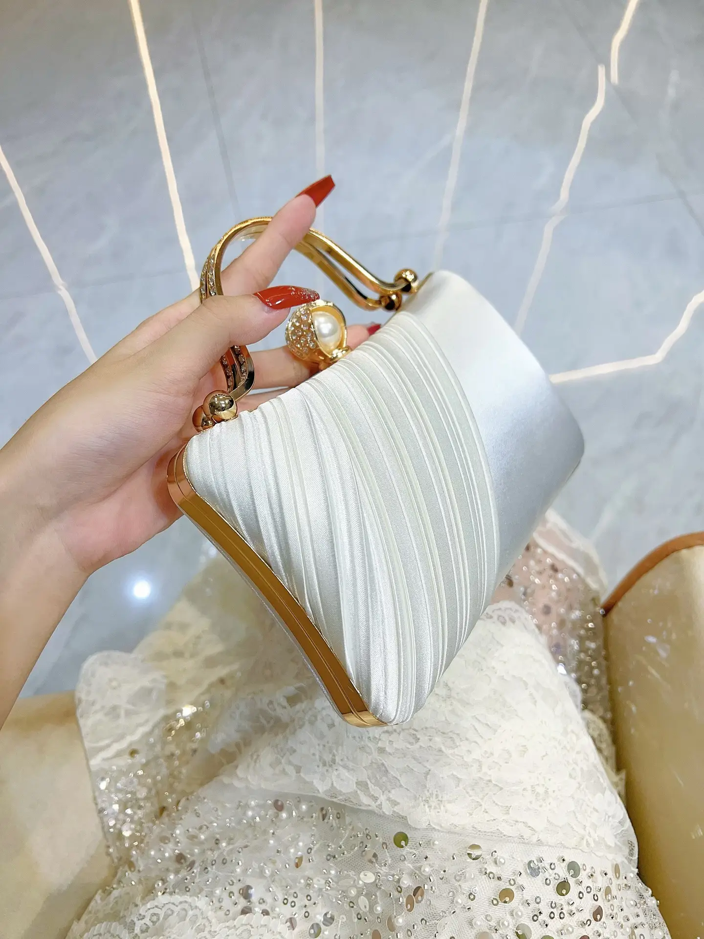 White Ribbon Celebrity Clutch Bag for Women - Image 5