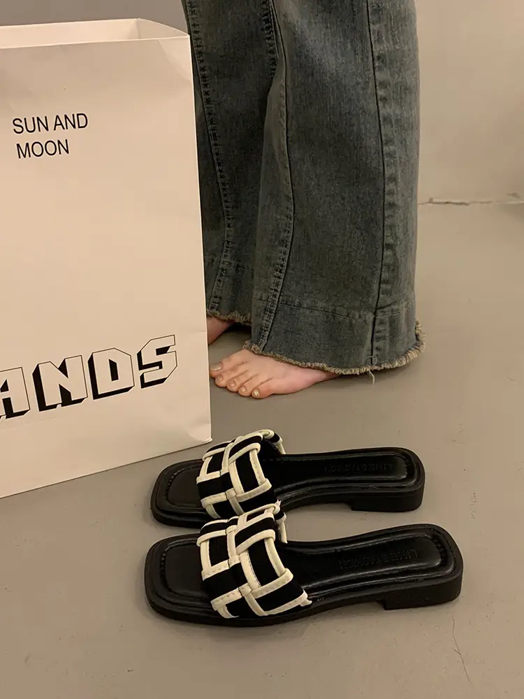 Women's Black Gold Cross Strap Slippers Summer - Image 3