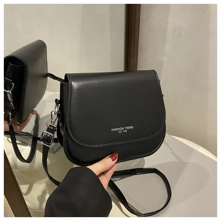 Cute Pink Square Shoulder Bag for Women 2025 — feature 11