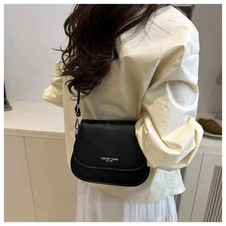 Cute Pink Square Shoulder Bag for Women 2025 — feature 34