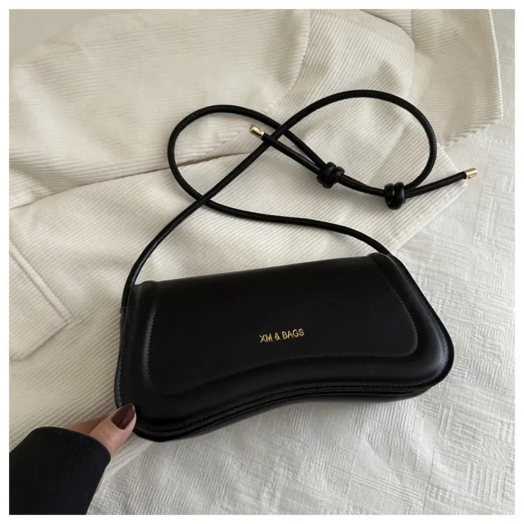 Black Crossbody Bag with Adjustable Strap — feature 16