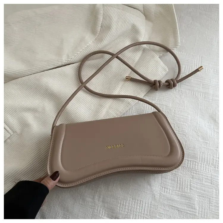 Black Crossbody Bag with Adjustable Strap — feature 21