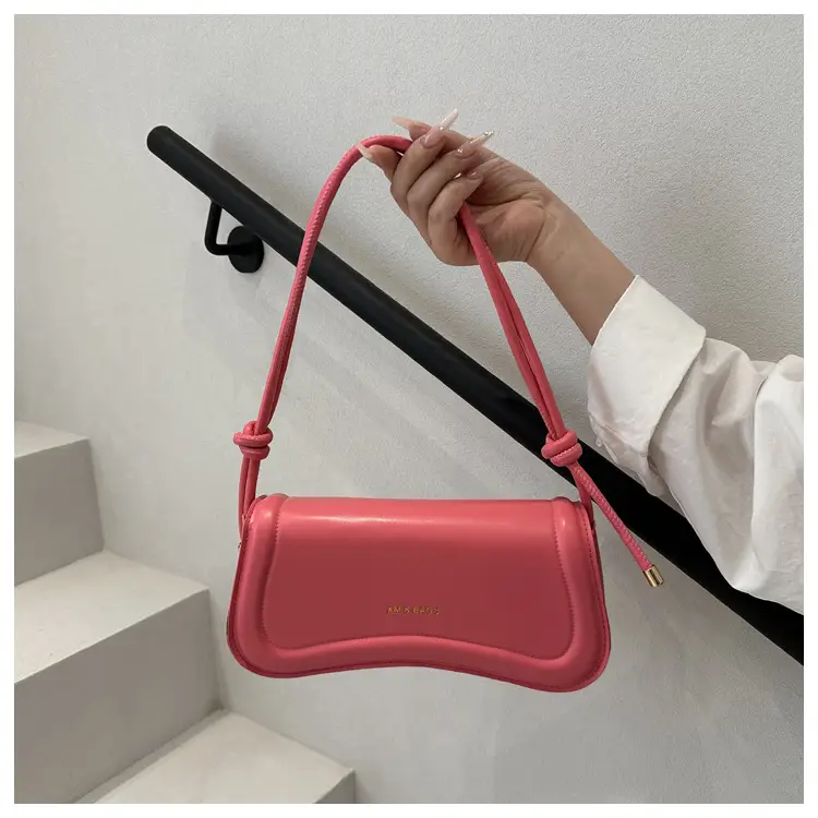 Black Crossbody Bag with Adjustable Strap — feature 27