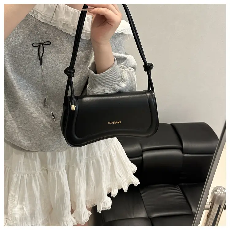 Black Crossbody Bag with Adjustable Strap — feature 40